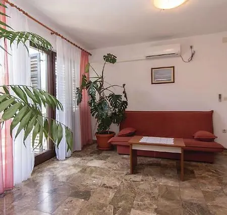 Apartment Pavlovic *