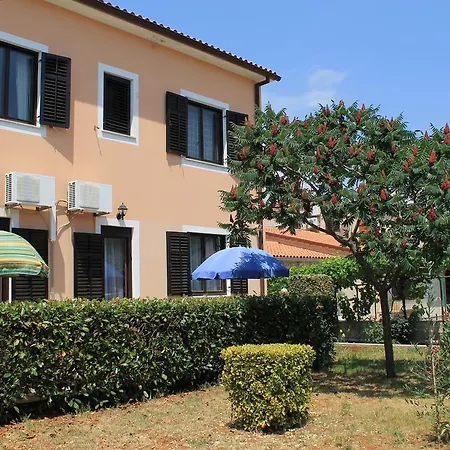 Apartment Pavlovic Pula