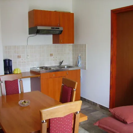 Apartment Pavlovic Pula