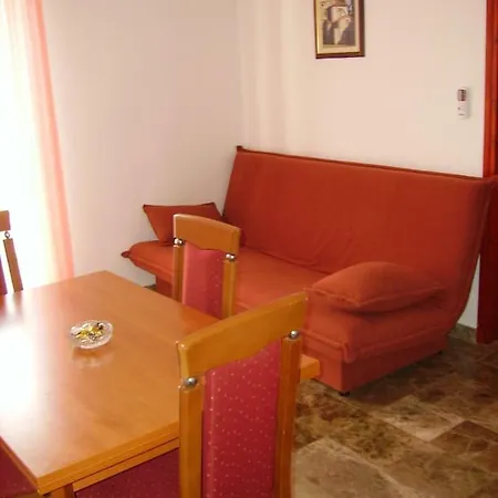 Apartment Pavlovic *